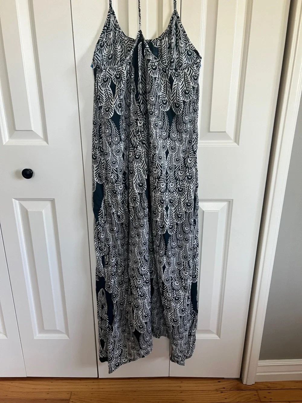 Roxy Navy  and White Asymmetrical Halter Dress - Picture 4 of 5